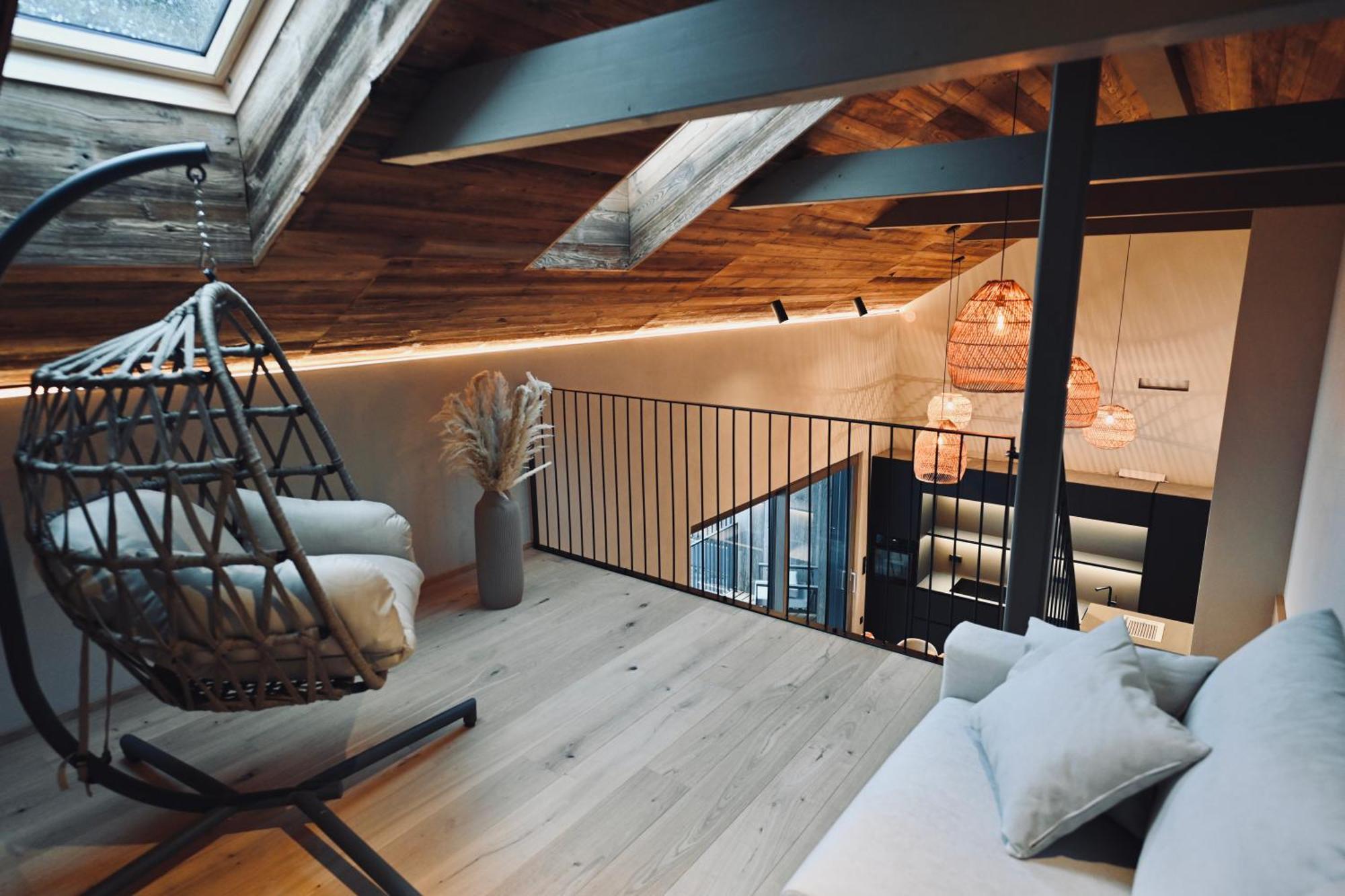 Aloha Suites - Alpin Lodge Haus Хаус им Енщал Екстериор снимка